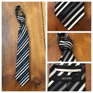 ✨3/$12✨ Men’s Alfani Black & Grey Tie